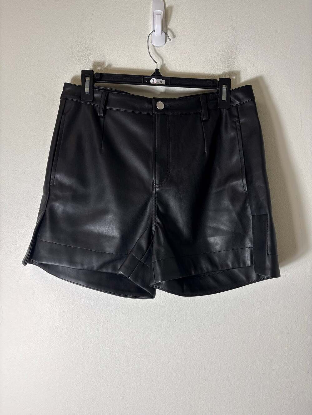 NWT Dylan Black Faux Leather High Waisted Shorts Sz 8